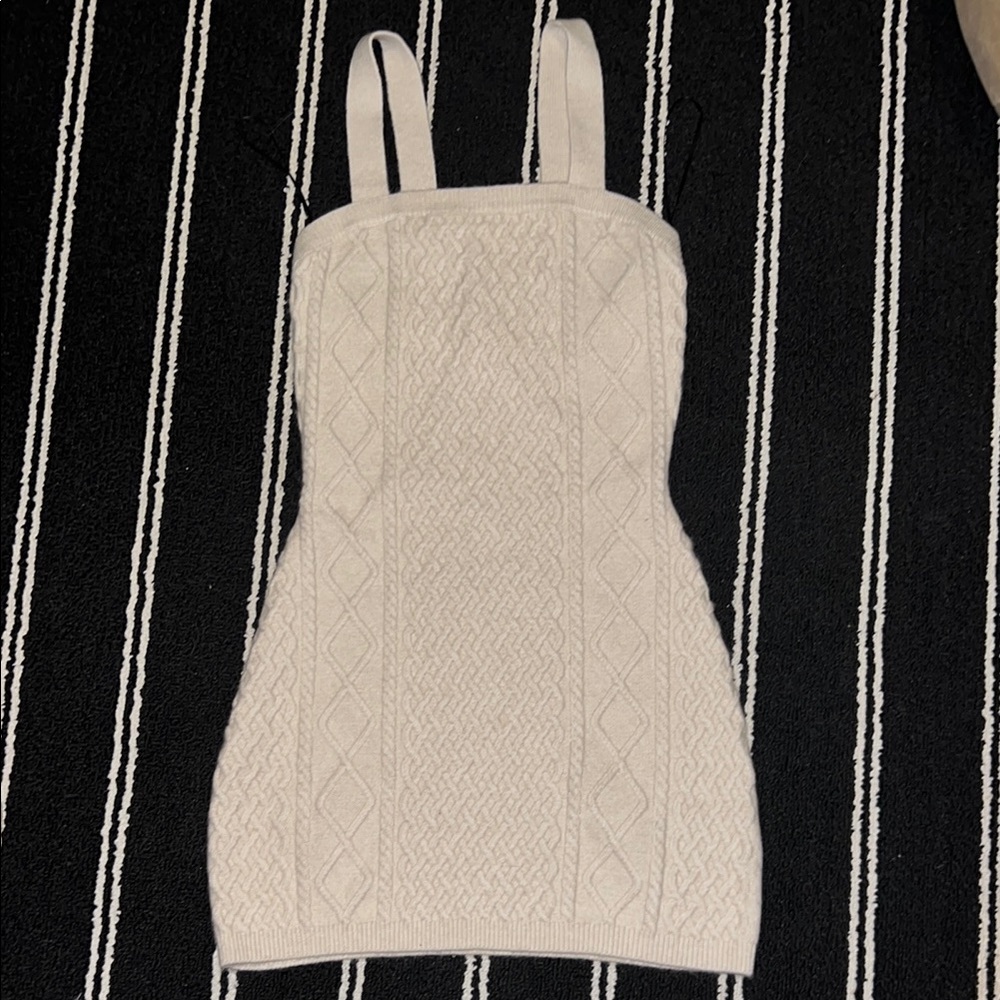 H&M Cream Cable Knit Mini Dress - Picture 2 of 5